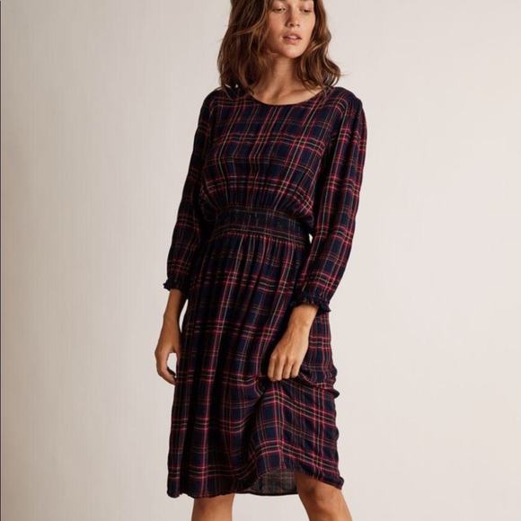 Velvet by Graham & Spencer Dresses & Skirts - Velvet by Graham and Spencer Plaid Dress Large